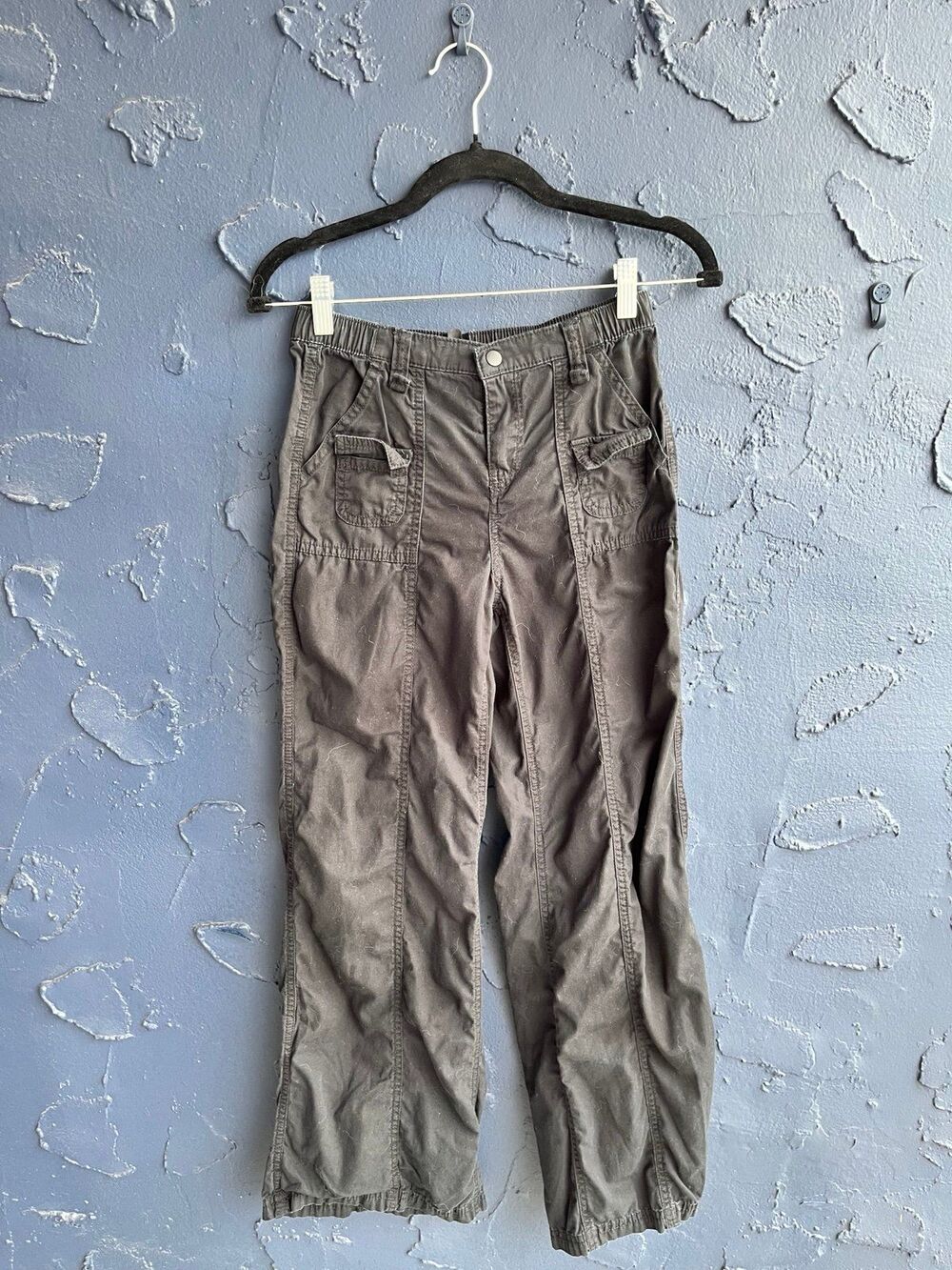 black cargo pants